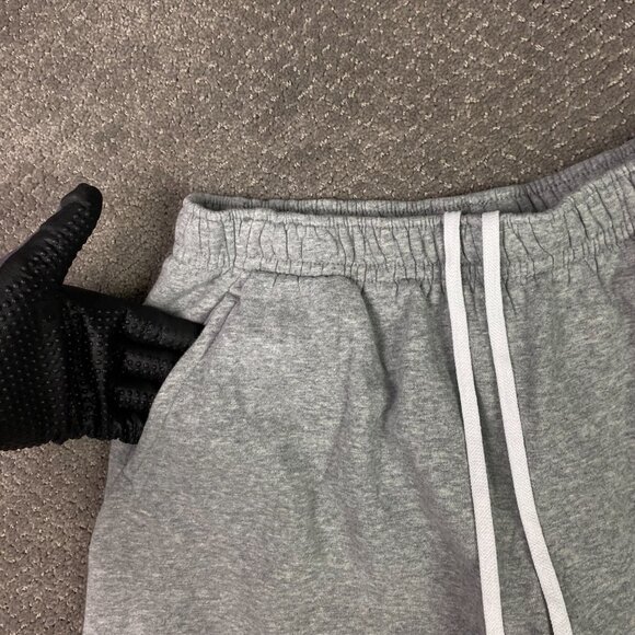 Nike Sportswear Club Fleece Shorts Men's XL Gray Big Swoosh Graphic BV2721-063 - Picture 2 of 13